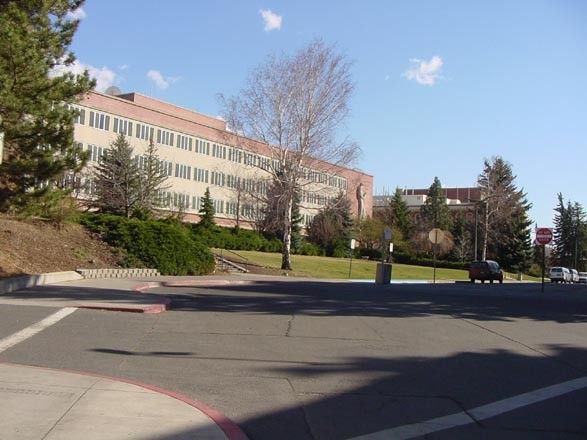 full_3613f73f10bc6d2.jpg, The Library