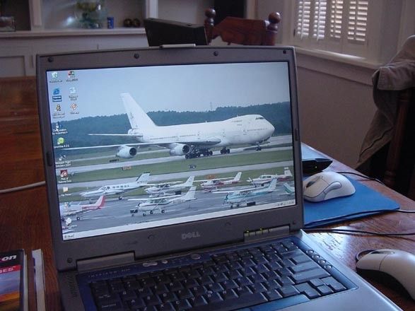 full_554f8eee1fefbf3.jpg, Aeroporn