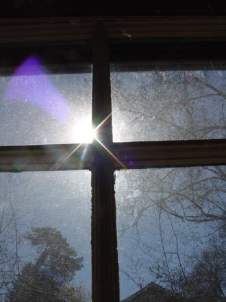 full_75609d8e06045be.jpg, Windowpane