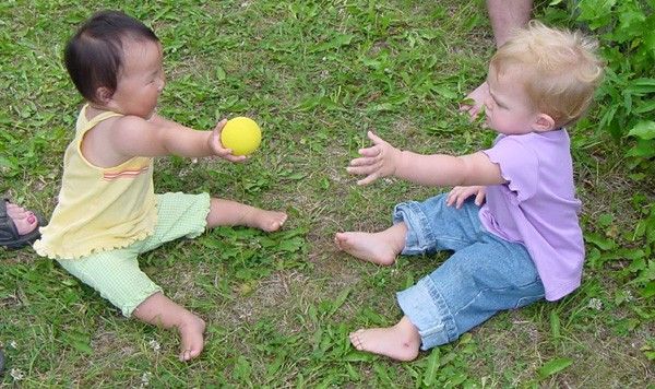 full_761e3e4a294d831.jpg, Dueling Babies